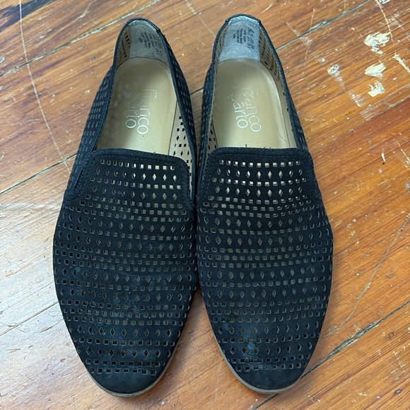 Franco Sarto Flats Laser Cut Black Suede Shies size 8.5 - Picture 1 of 6